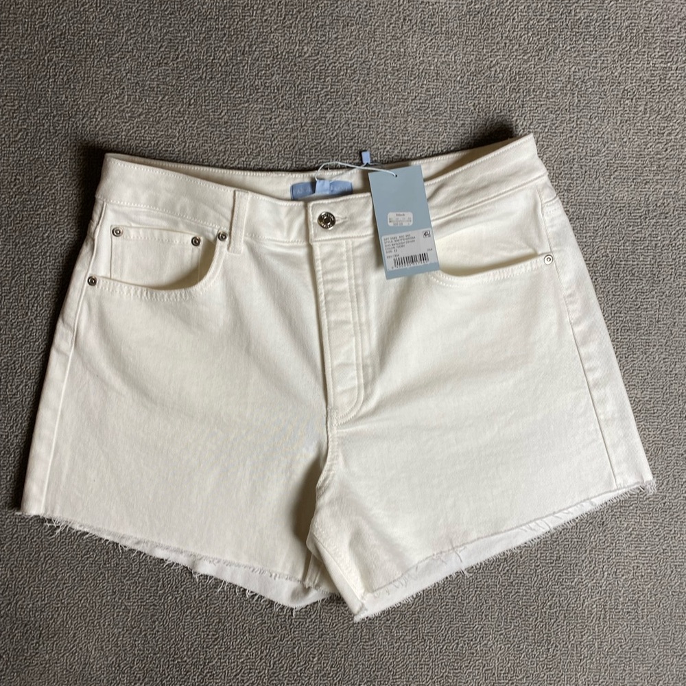 Antonio Melani Women's Summer White Cotton Denim Shorts- Beach Coastal Vibes